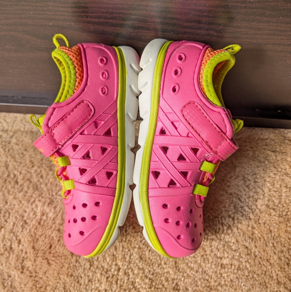 Stride Rite Kids Shoes - Picture 3 of 7